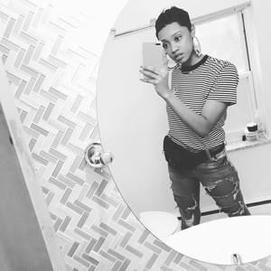 Meet your Posher, Tay